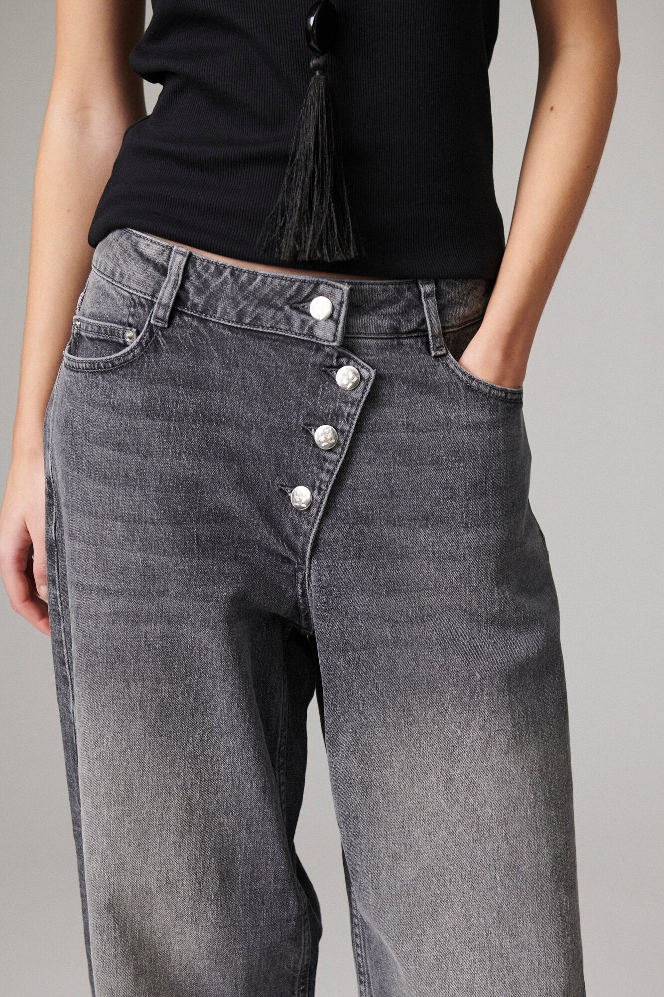 Andi Assymetric jeans - 500182 LIGHT GREY